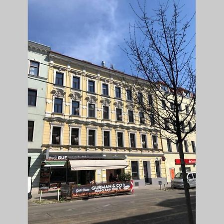 Gemuetliche Wohnung Wien Stadthalle Екстериор снимка
